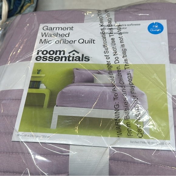 Room essentials full queen quilt only in lavender - Picture 2 of 3